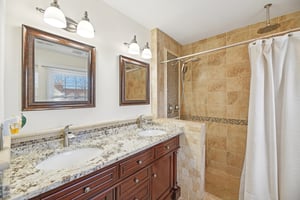 Connemara Dr-S2502-024.jpg