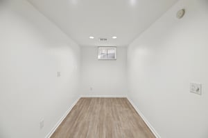 Connemara Dr-S2502-054.jpg