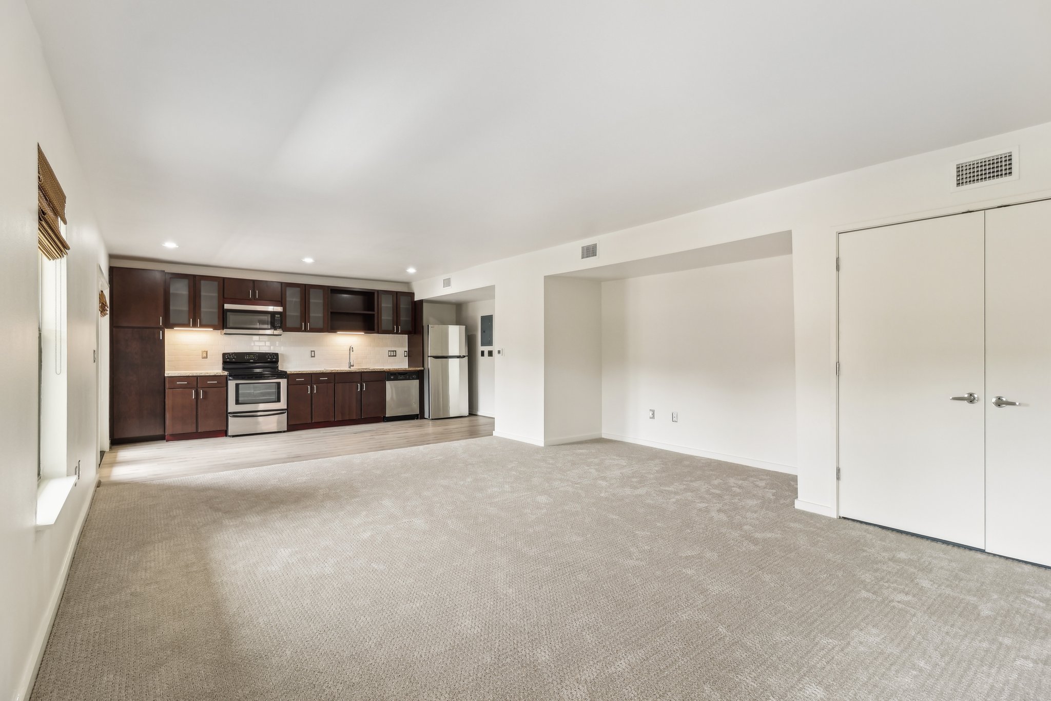 111 Dot Dr Unit 2204-1405-007.jpg