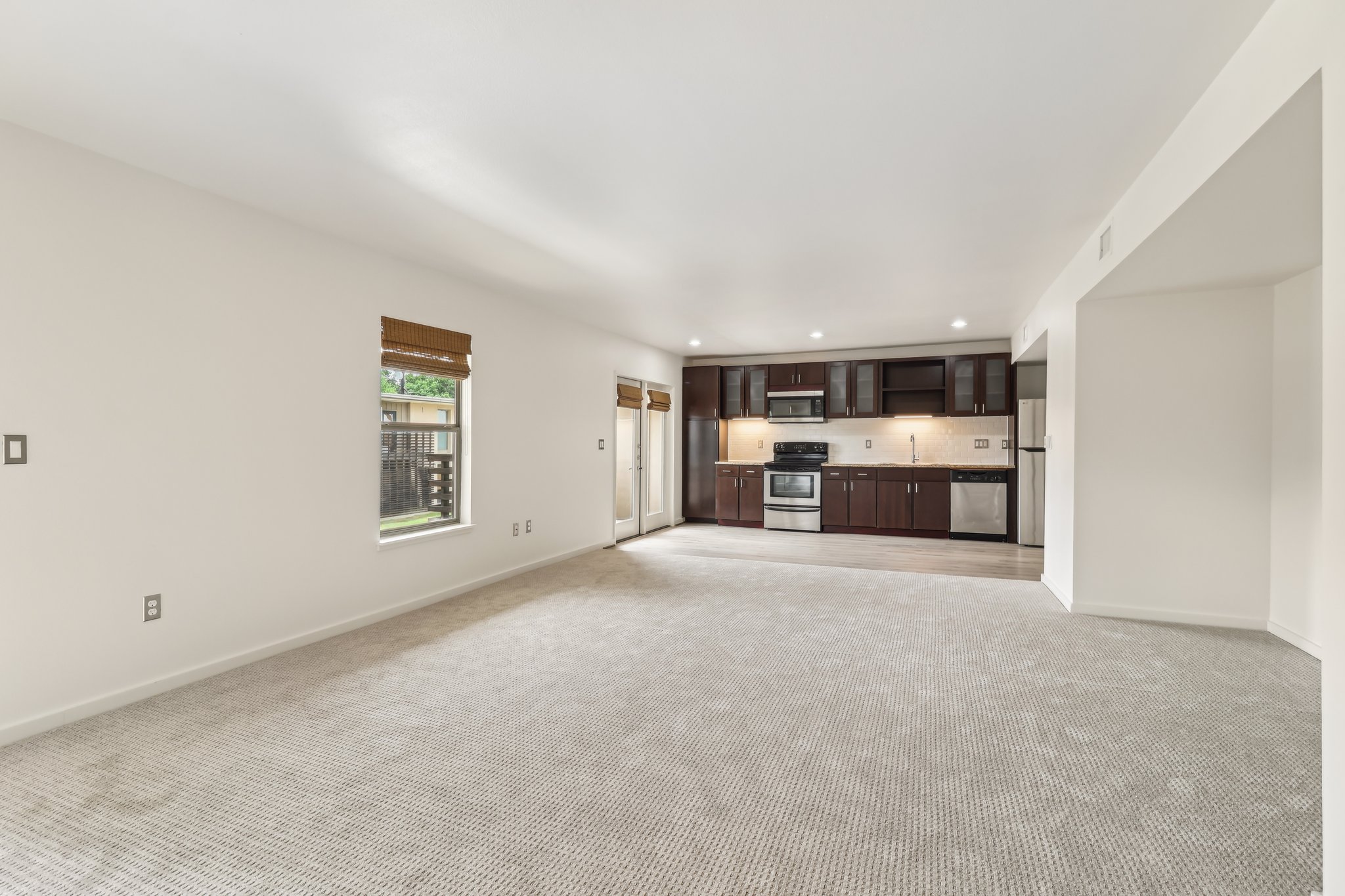 111 Dot Dr Unit 2204-1405-008.jpg