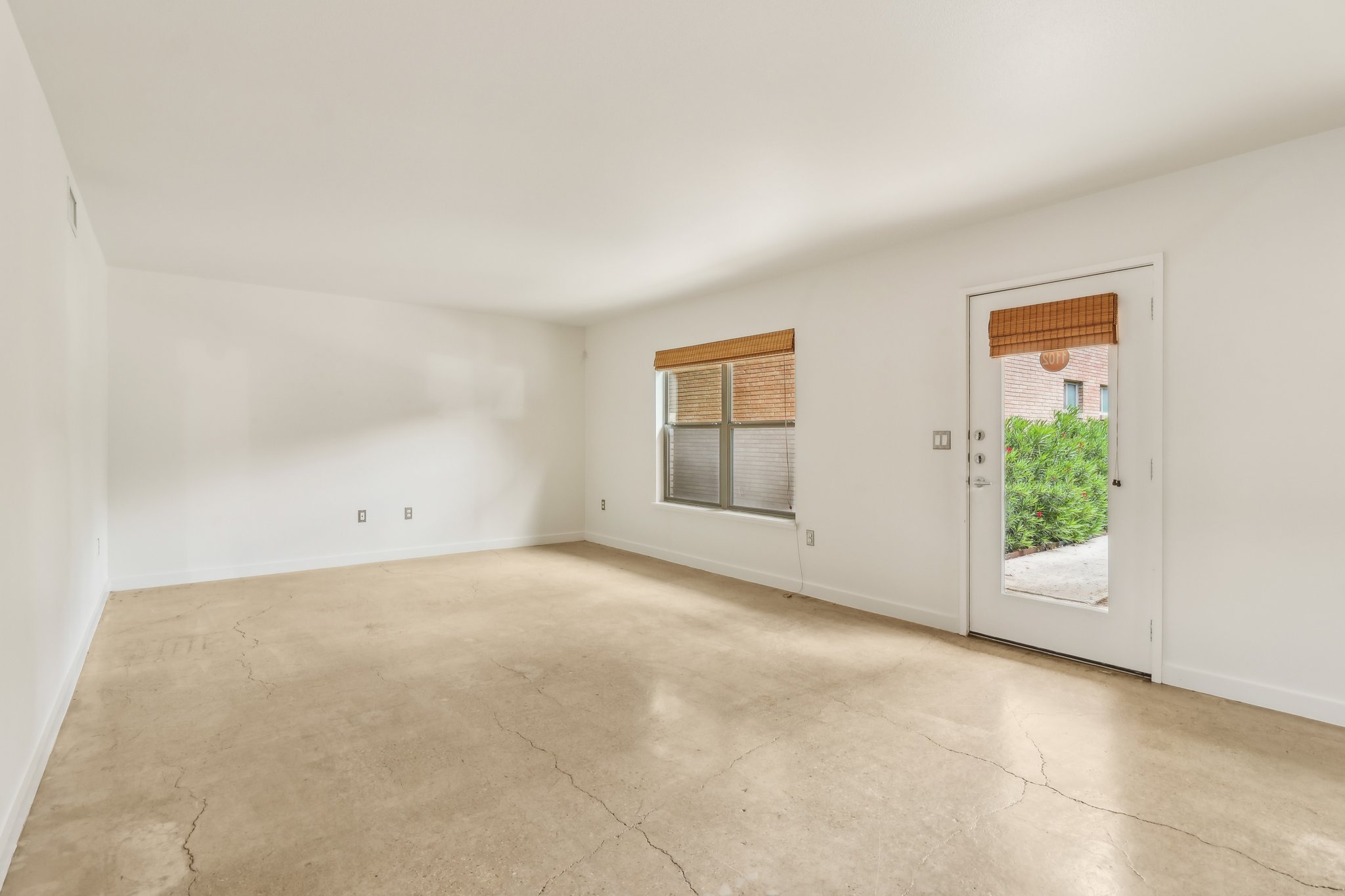 111 Dot Dr Unit 1102-1405-002.jpg