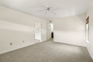 111 Dot Dr Unit 2204-1405-015.jpg