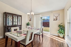 Elgin Blvd-L2101-010.jpg