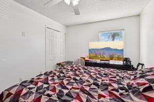 Elgin Blvd-L2101-021.jpg