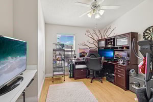 Elgin Blvd-L2101-027.jpg