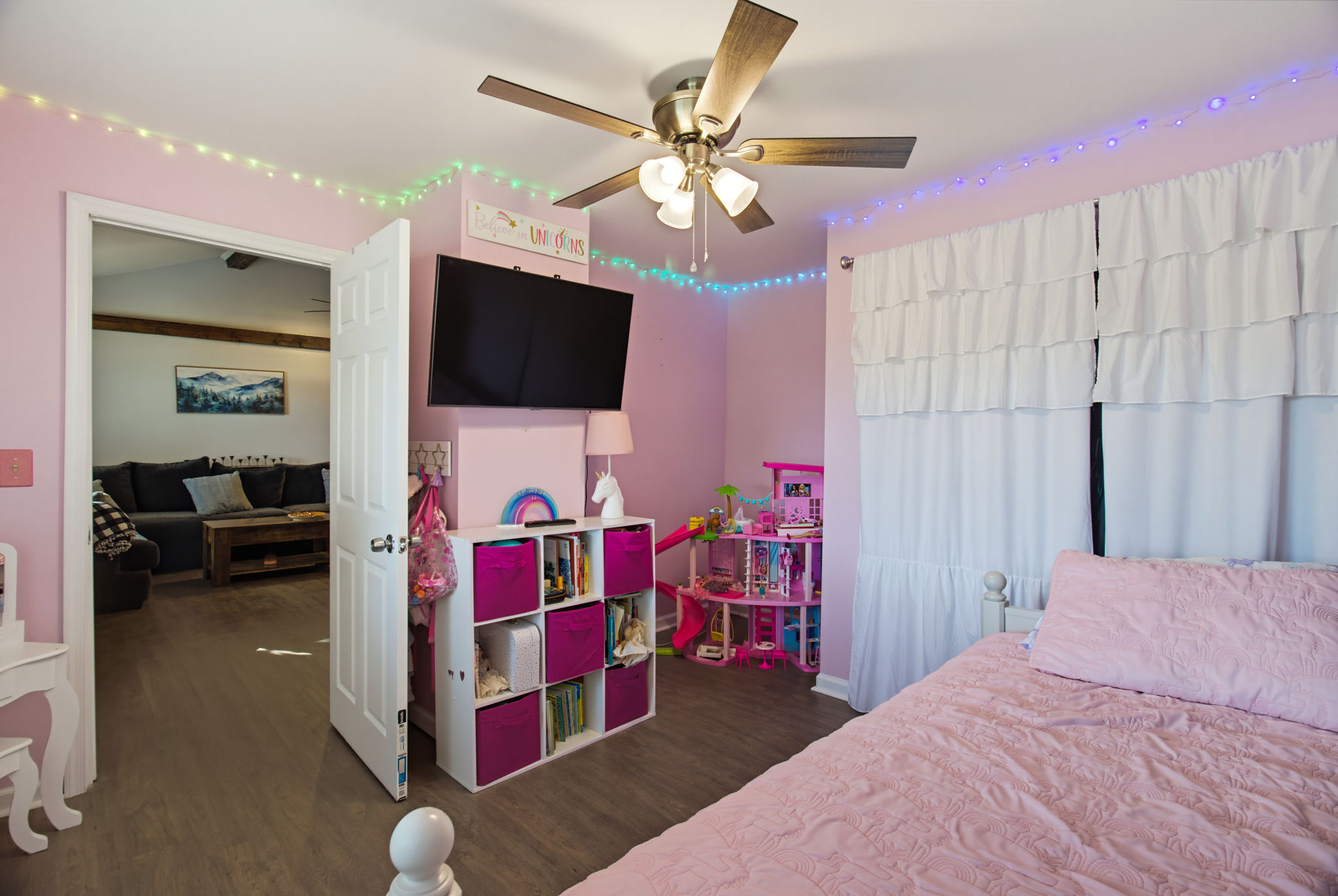 111 Englewood Dr-23