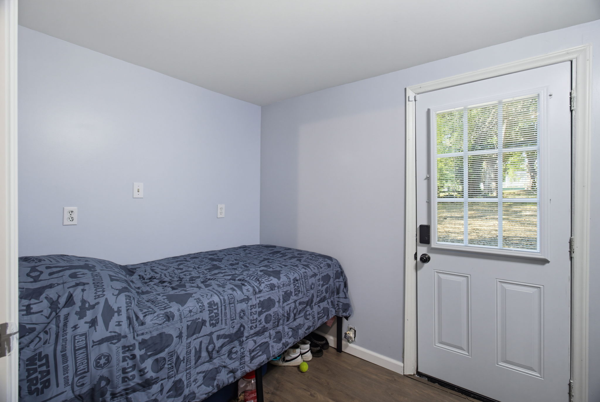 111 Englewood Dr-24