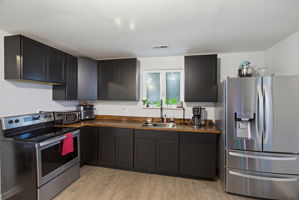 111 Englewood Dr-11