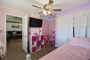 111 Englewood Dr-23