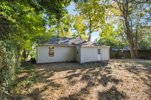 111 Englewood Dr-28