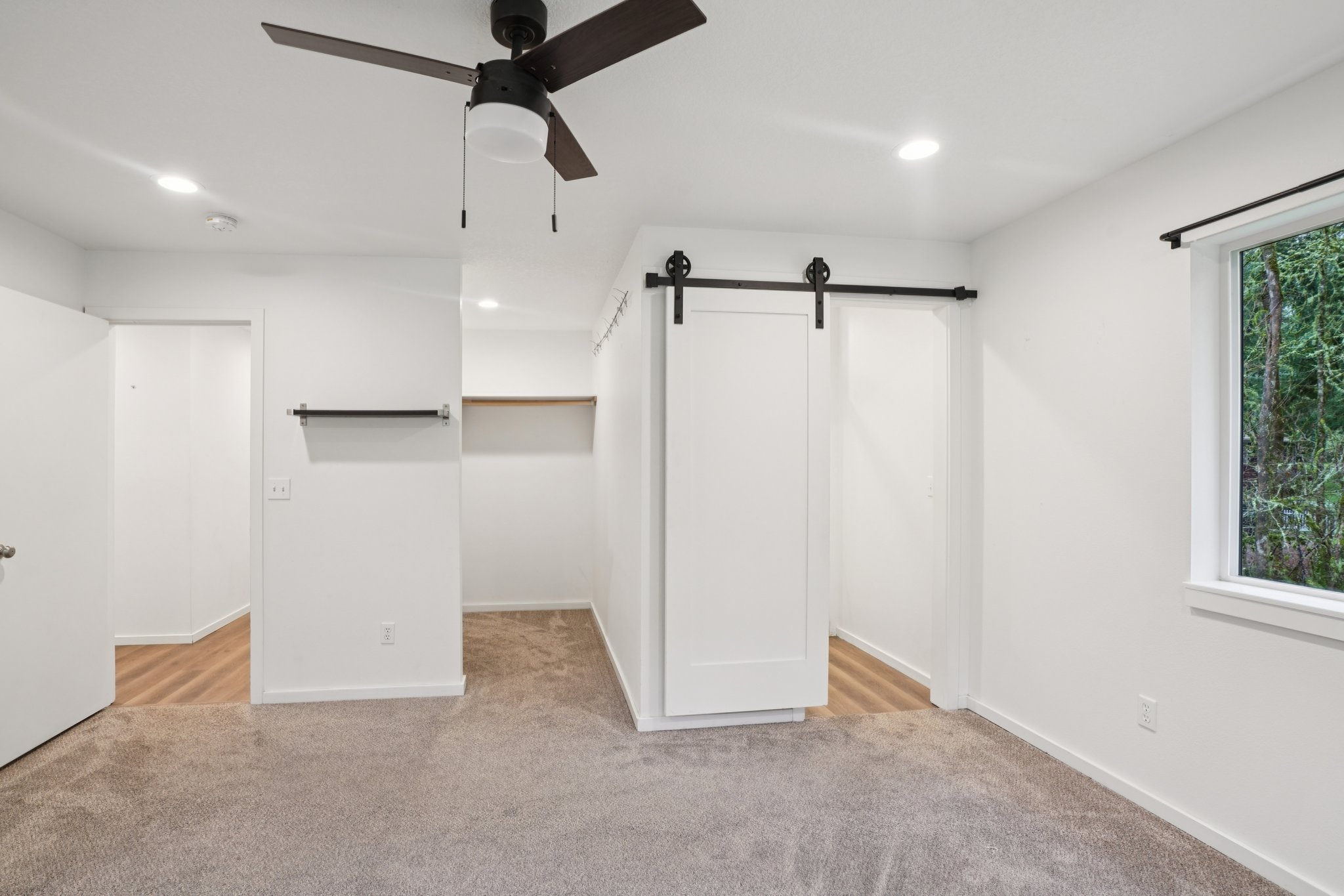 Finn Hall Rd-S2711-023.jpg