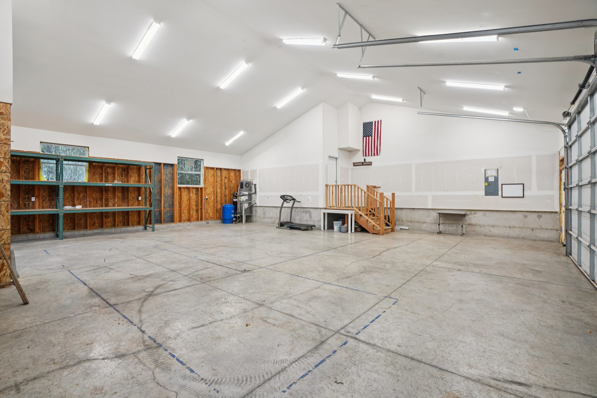 Finn Hall Rd-S2711-037.jpg