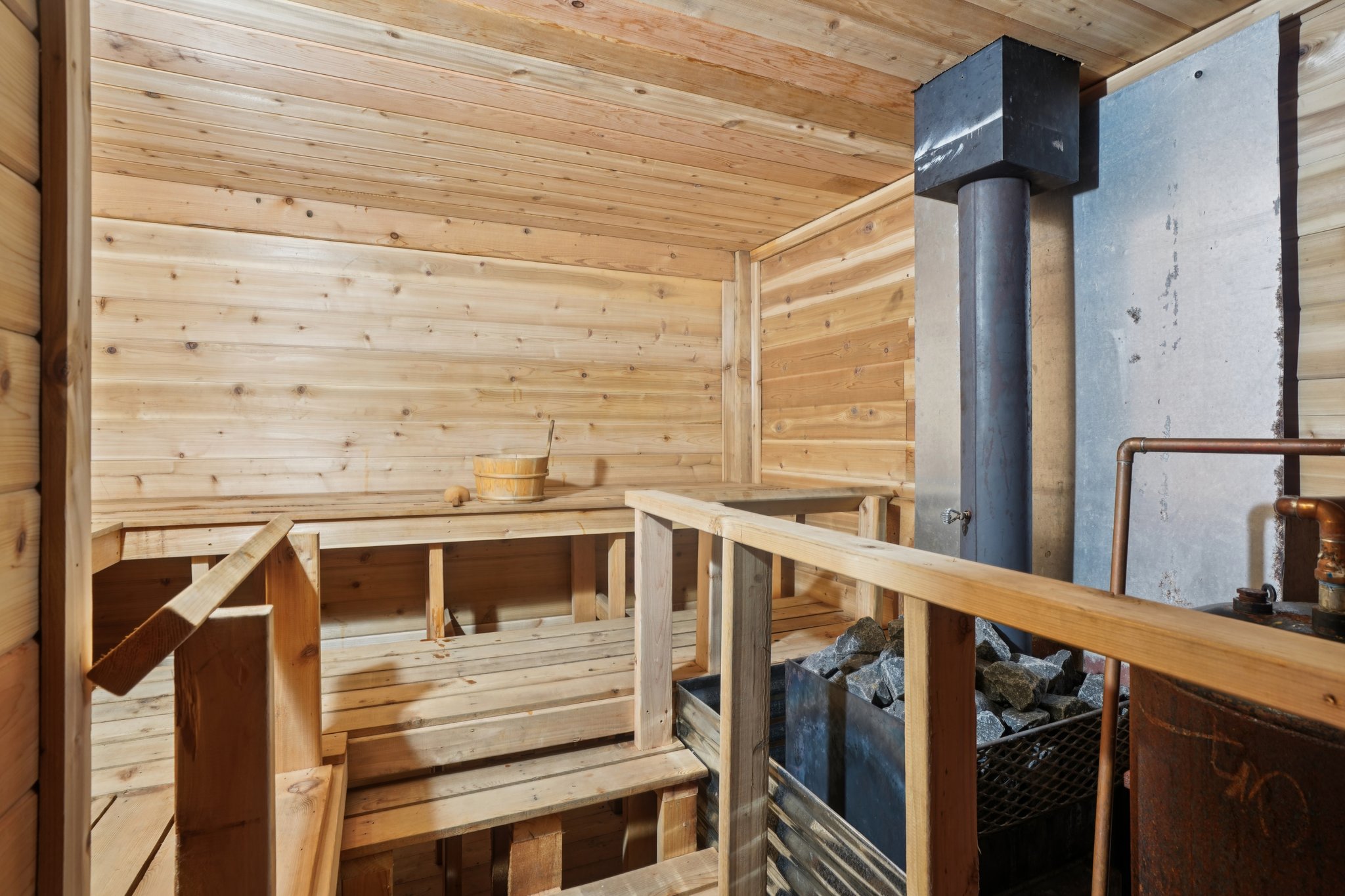 Finn Hall Rd-S2711-043.jpg