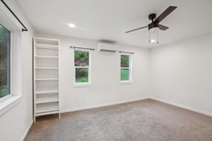 Finn Hall Rd-S2711-022.jpg