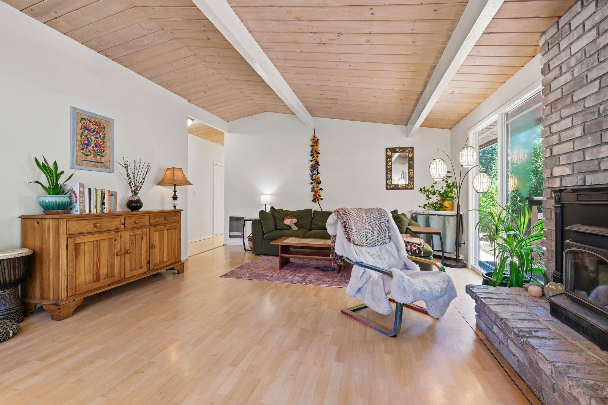 004_F8_111 Greenview Dr