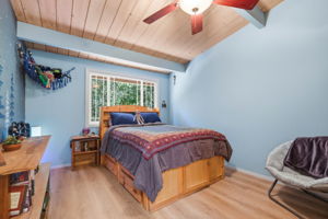 015_F8_111 Greenview Dr