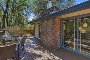 033_F8_111 Greenview Dr