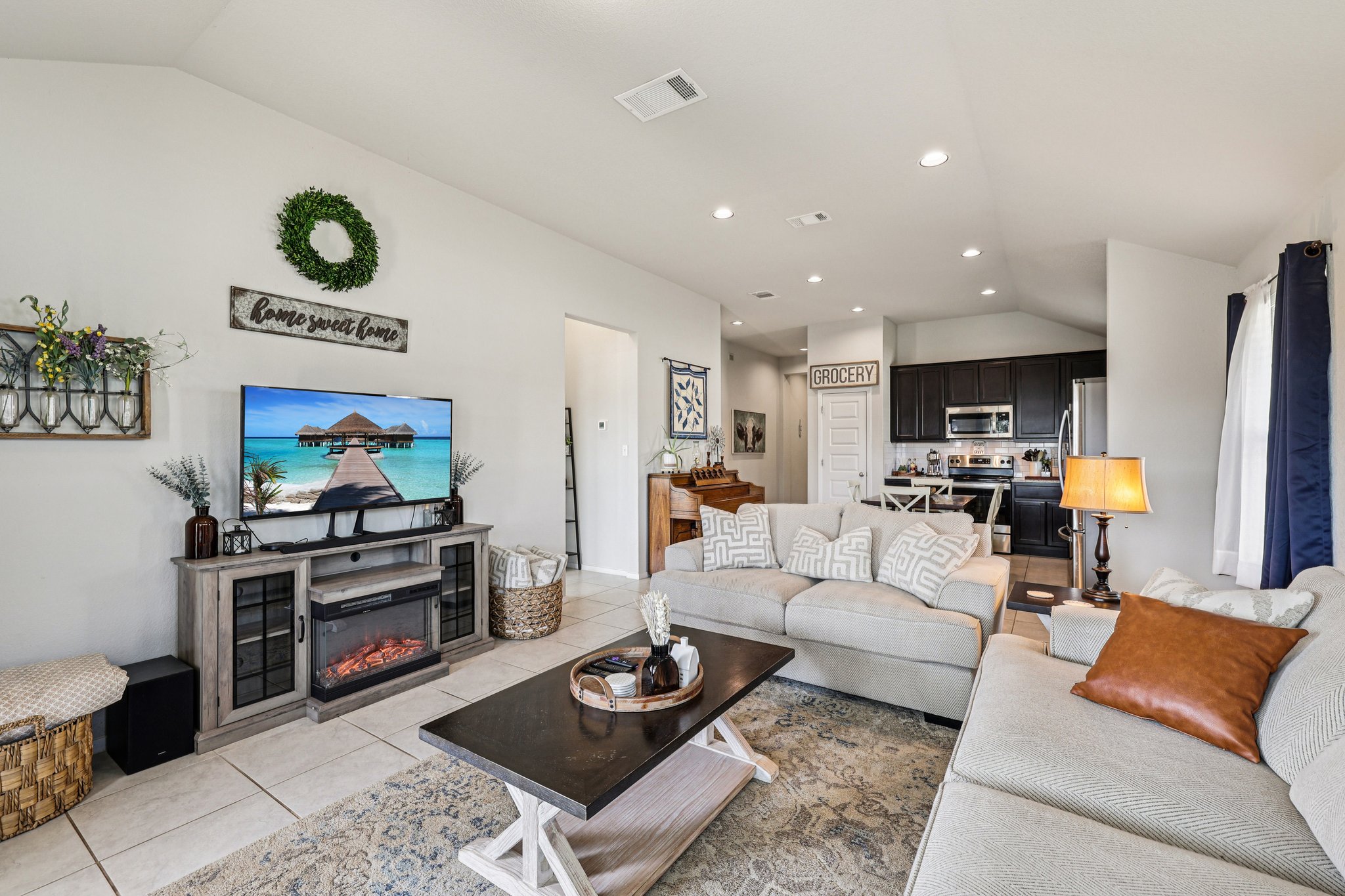 Insider Loop-S1202-010.jpg