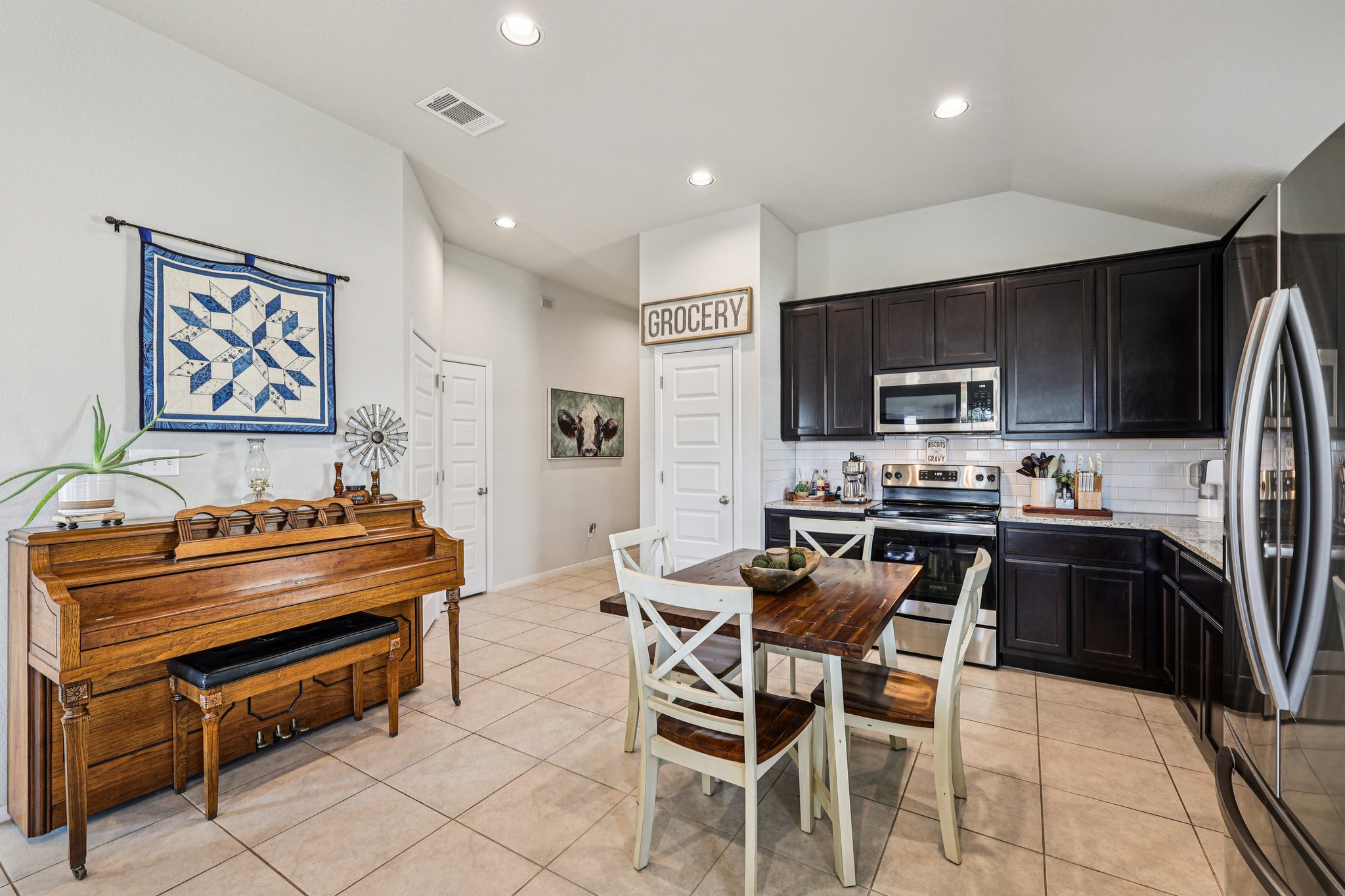 Insider Loop-S1202-015.jpg