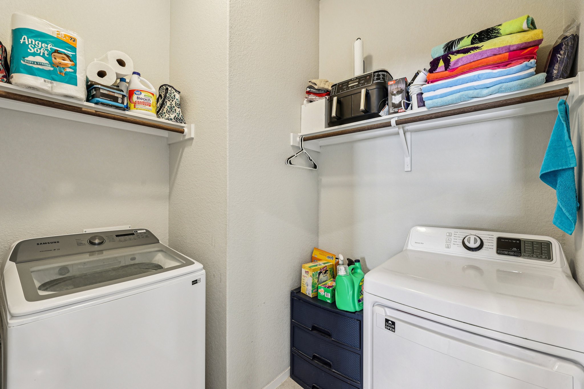 Insider Loop-S1202-029.jpg