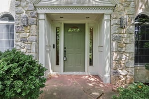 Manor Dr-S1607-003.jpg