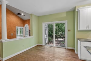 Manor Dr-S1607-014.jpg