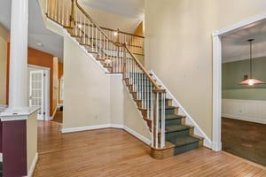 Manor Dr-S1607-019.jpg