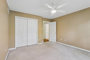 Manor Dr-S1607-039.jpg