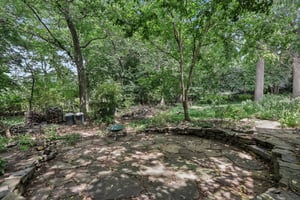 Manor Dr-S1607-056.jpg
