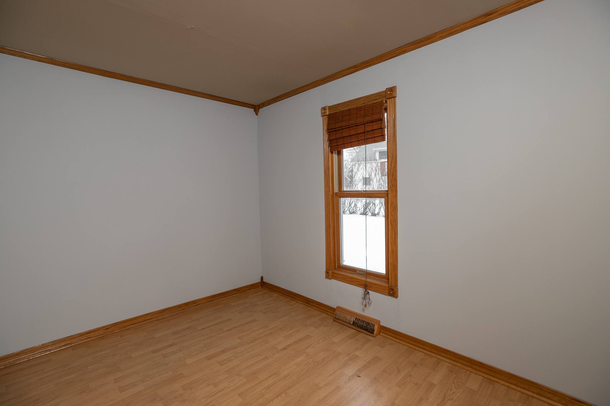 16-Bedroom