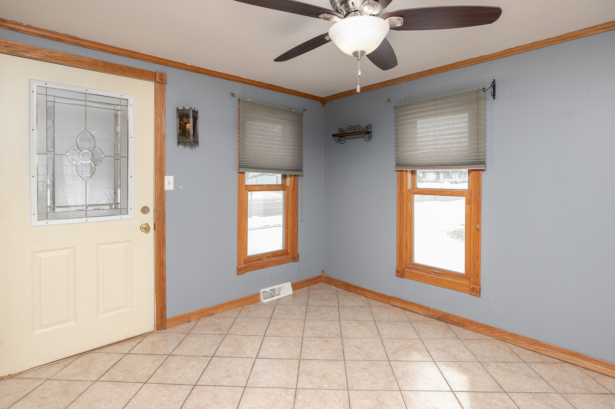 05-Dining Room