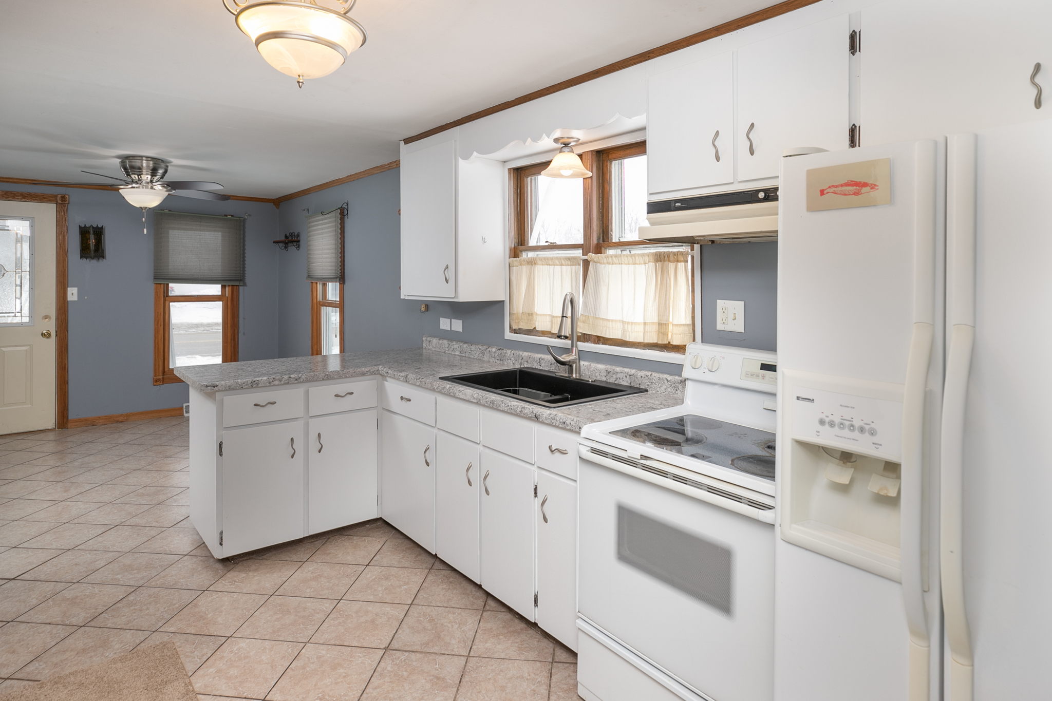 10-Kitchen