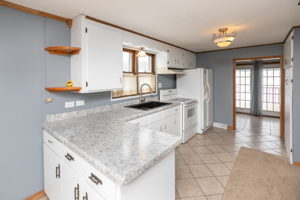 08-Kitchen