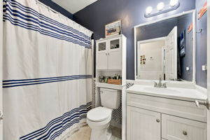 Second Full Bathroom w/ Tub