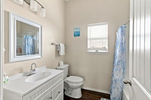  Photo 41