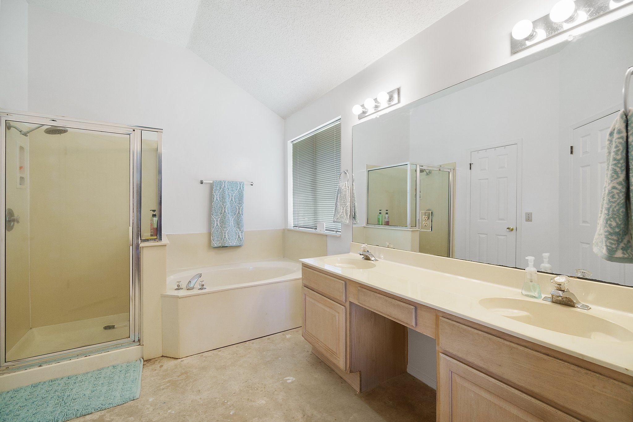 111 Redwood Ln, Pflugerville, TX 78660, USA Photo 19