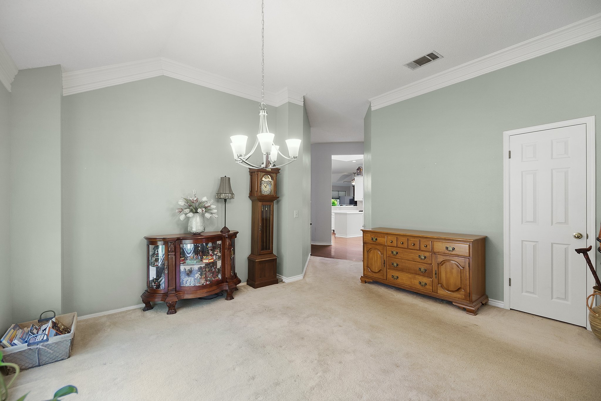 111 Redwood Ln, Pflugerville, TX 78660, USA Photo 6
