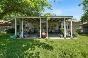 111 Redwood Ln, Pflugerville, TX 78660, USA Photo 31