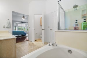 111 Redwood Ln, Pflugerville, TX 78660, USA Photo 19