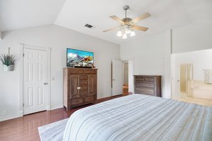 111 Redwood Ln, Pflugerville, TX 78660, USA Photo 17