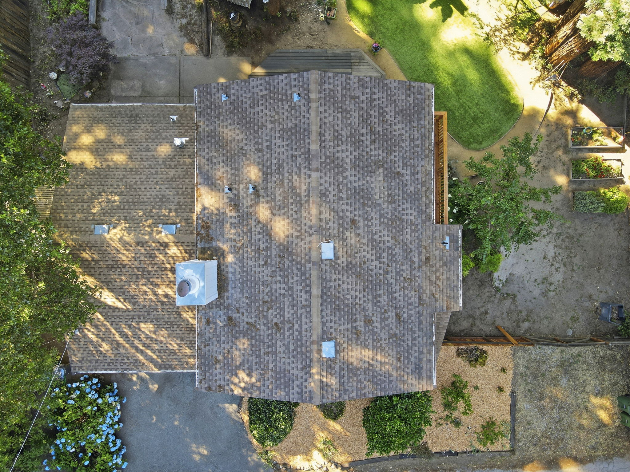 005_F8_AERIAL_111 River Ln