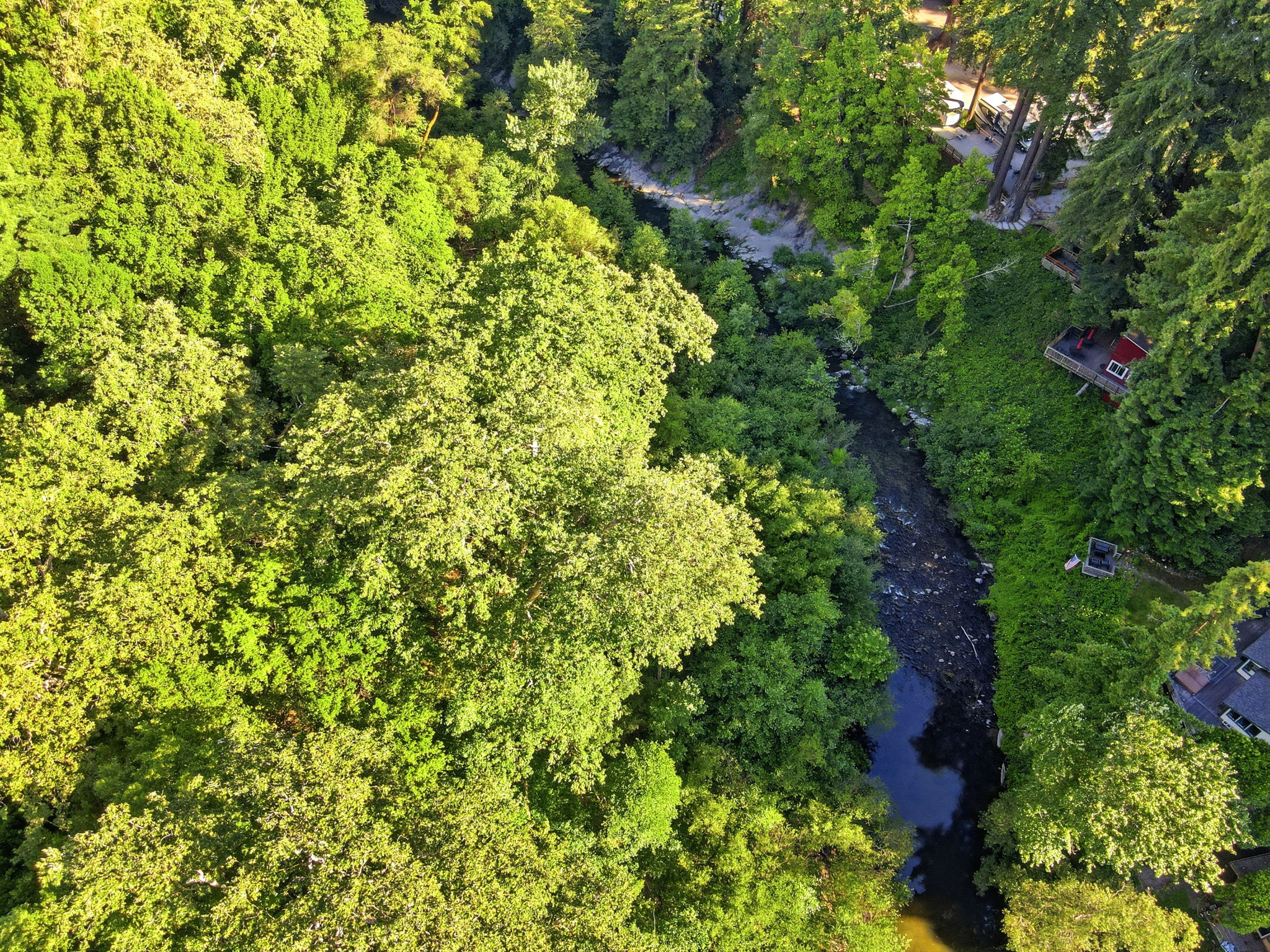012_F8_AERIAL_111 River Ln