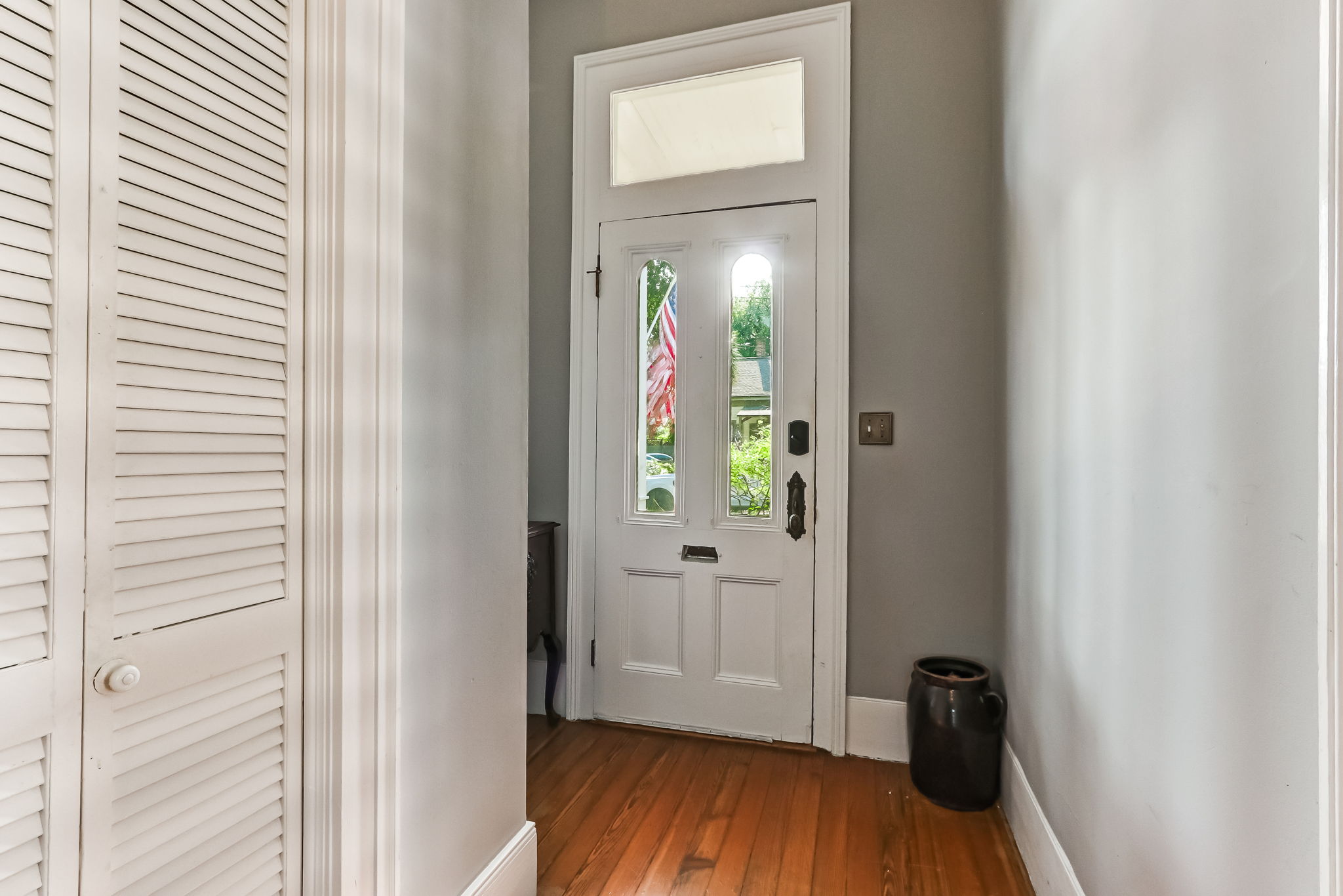 Front Entry Detail