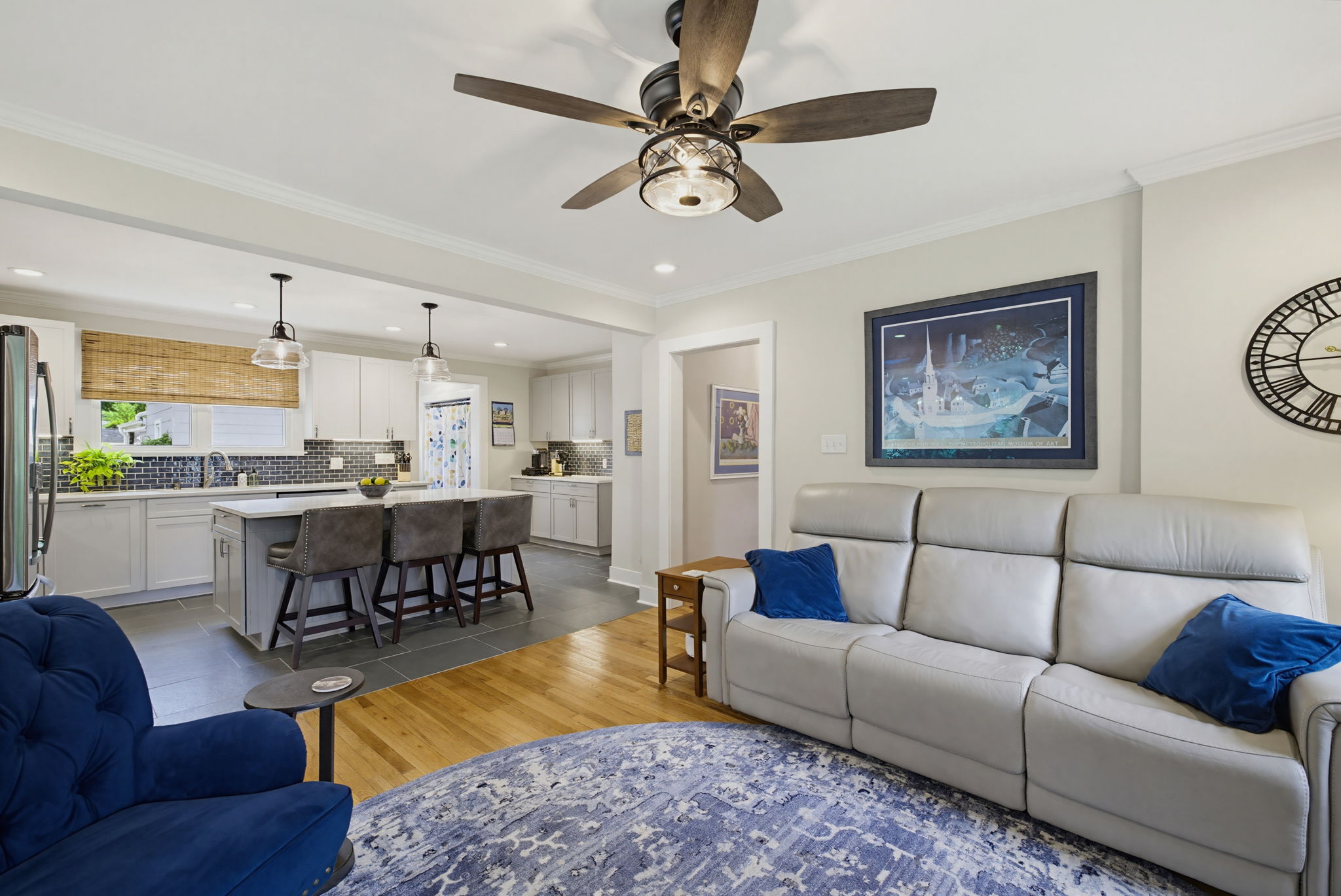 111 S Elam Ave-14