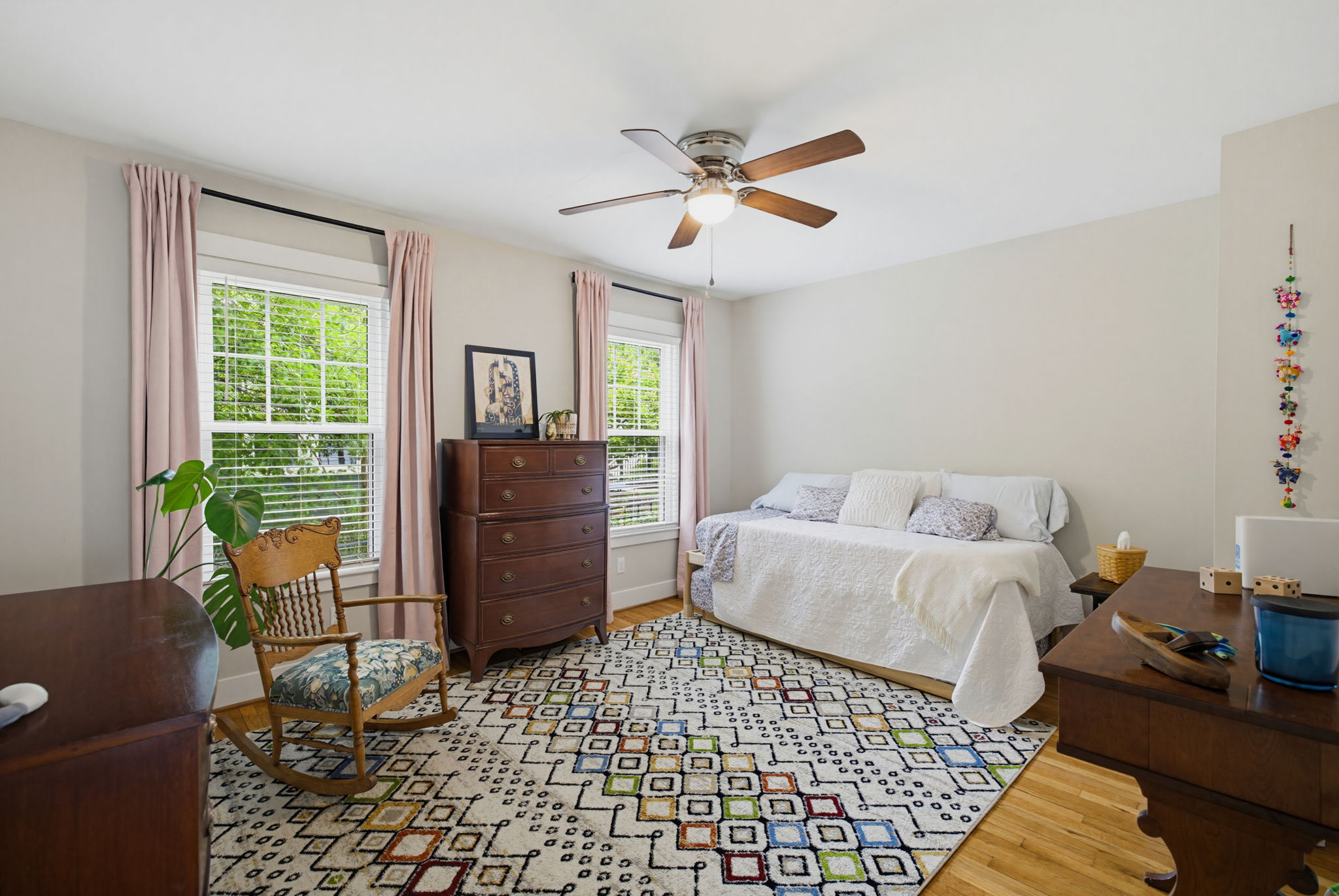 111 S Elam Ave-24