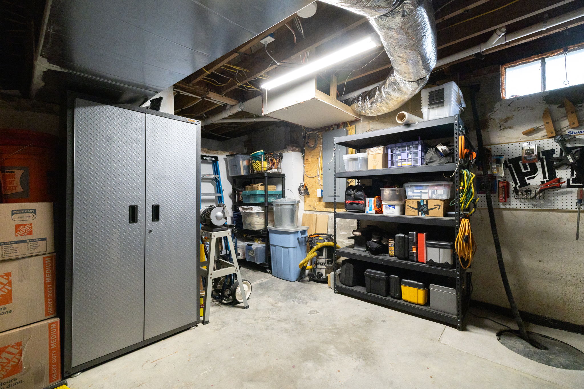 111 S Elam Ave-36