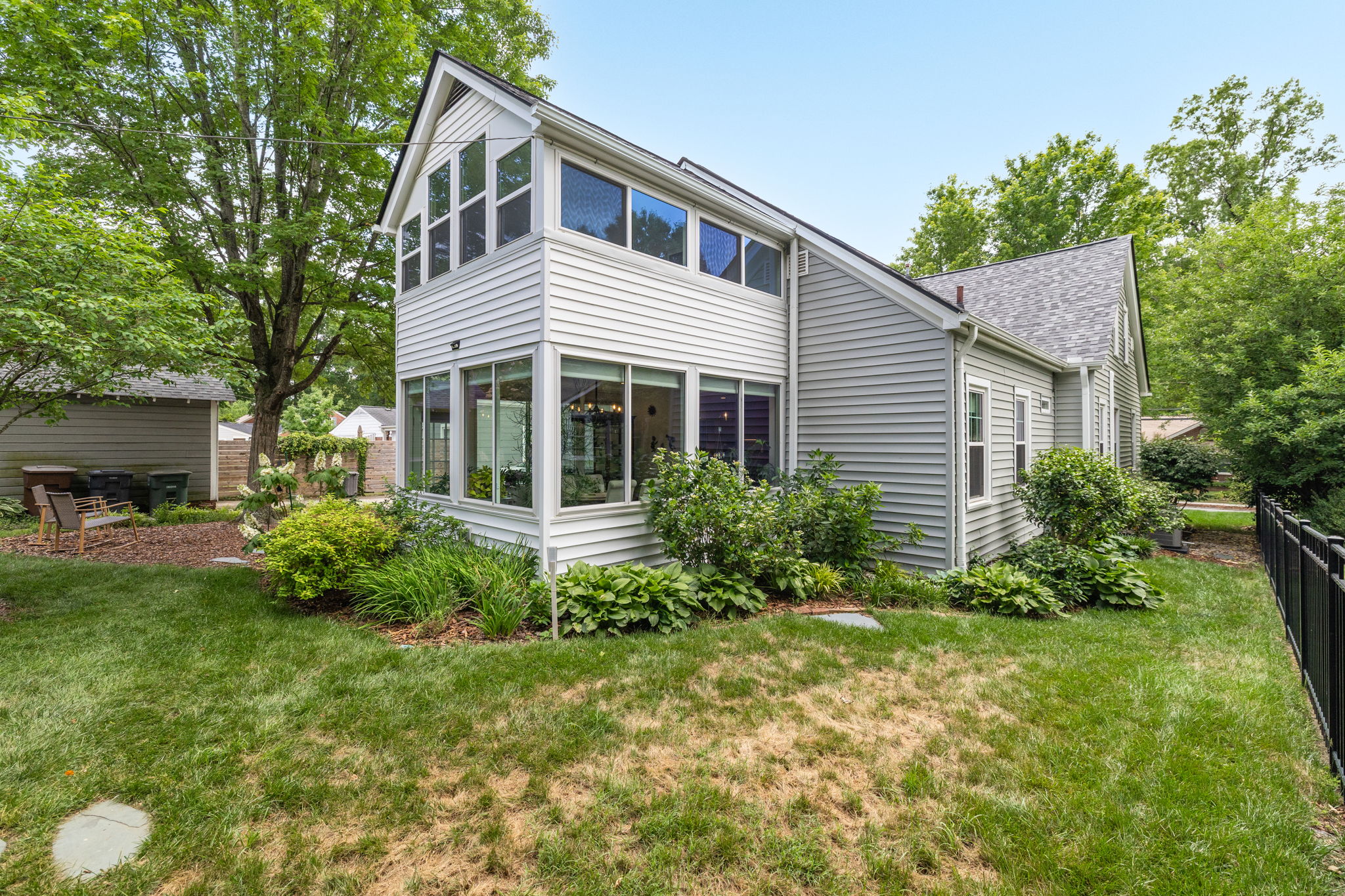 111 S Elam Ave-41