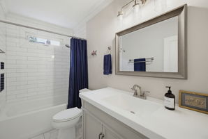 111 S Elam Ave-23