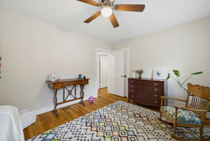 111 S Elam Ave-25