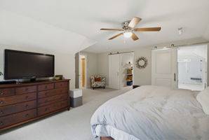 111 S Elam Ave-28